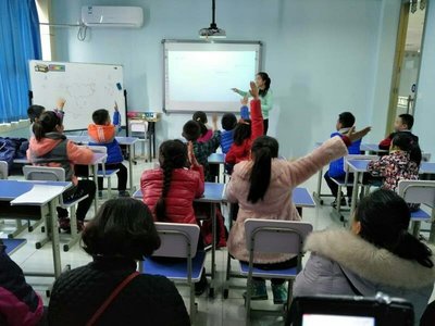 晉城市昂立教育咨詢 助力學子成長，點亮未來之路